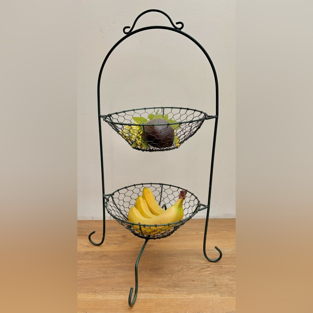 TALL 2 TIER FARMHOUSE METAL CHICKEN WIRE SERVING BASKET